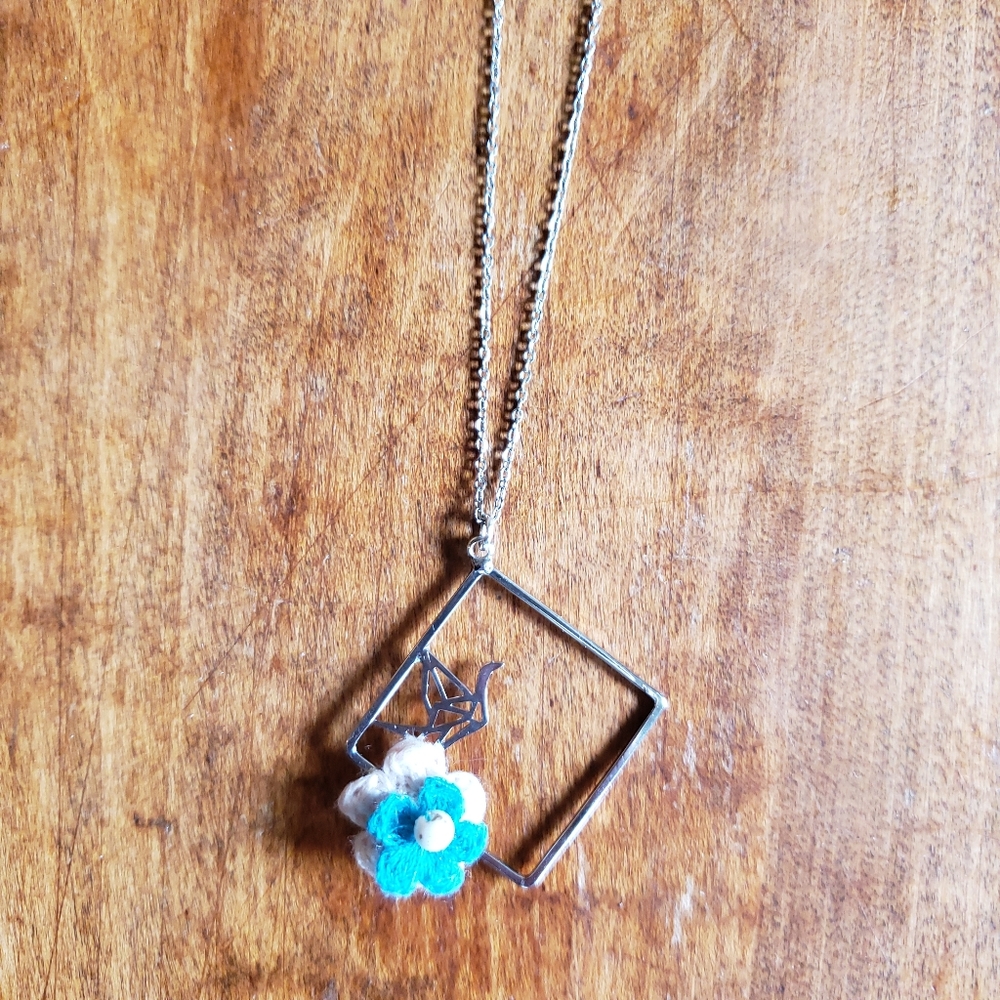Handmade Crochet Flowers Silver Crane Necklace